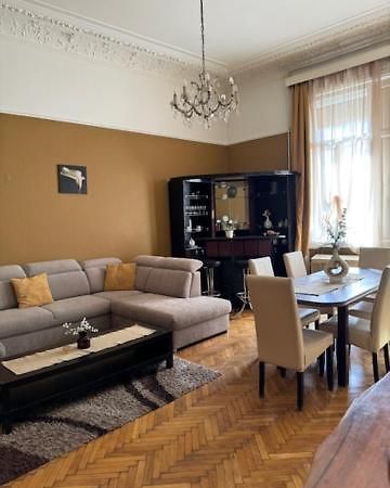 Izabella Home Budapeste Exterior foto