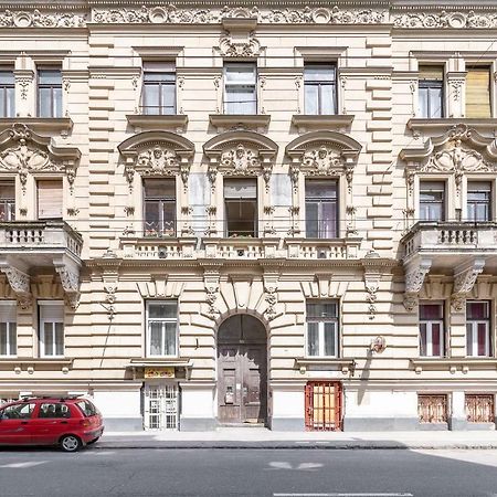 Izabella Home Budapeste Exterior foto