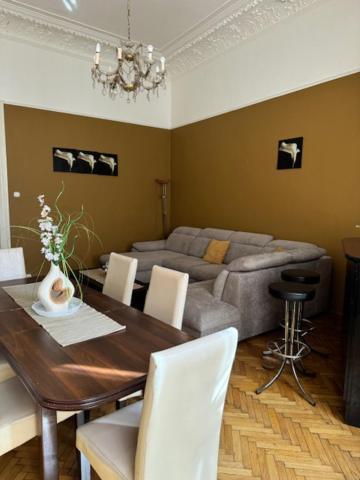 Izabella Home Budapeste Exterior foto
