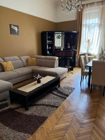 Izabella Home Budapeste Exterior foto