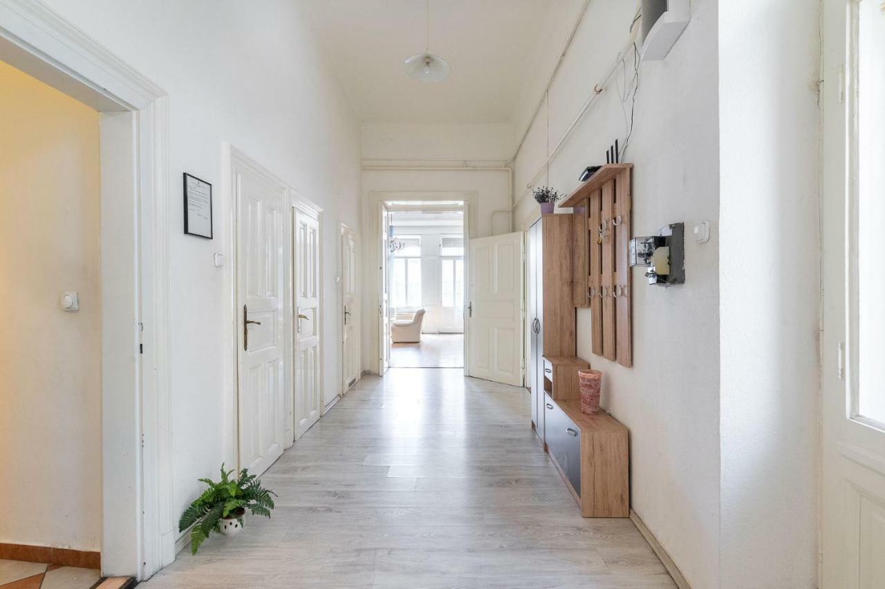 Izabella Home Budapeste Exterior foto