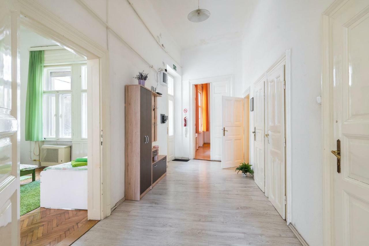 Izabella Home Budapeste Exterior foto